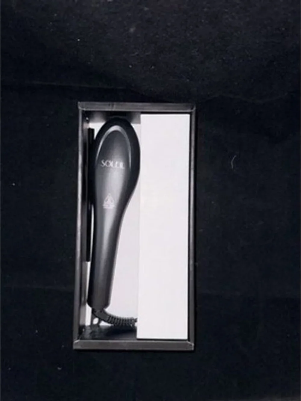 SOLEIL Black Arched Vinyl Bristles Dual Voltage Portable Mini Heat Brush - NEW